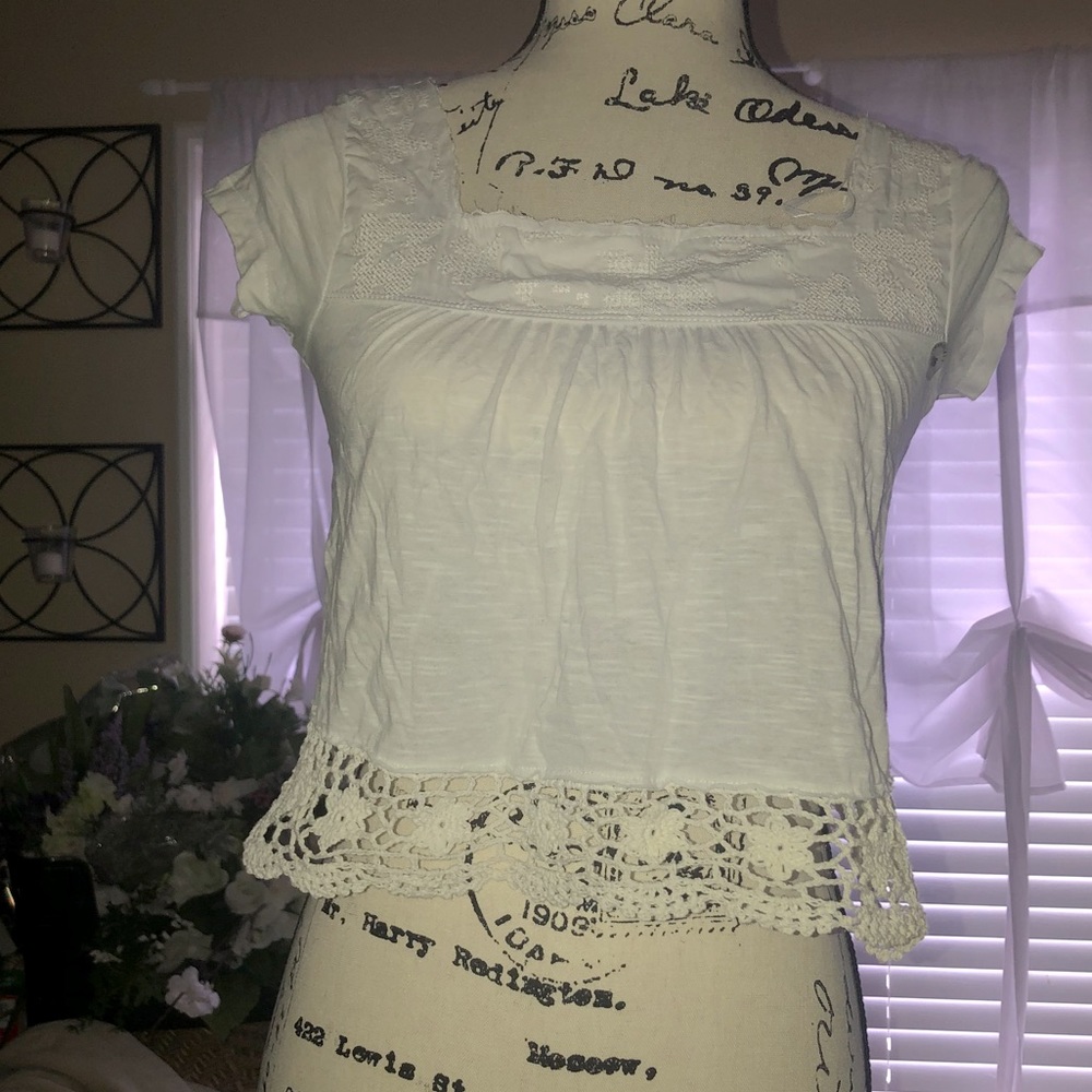 Aeropostale White Babydoll Top Crochet Bottom XS